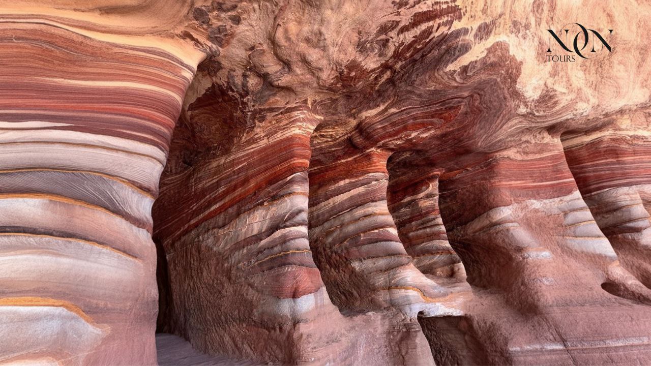 1Colored Canyon Salama