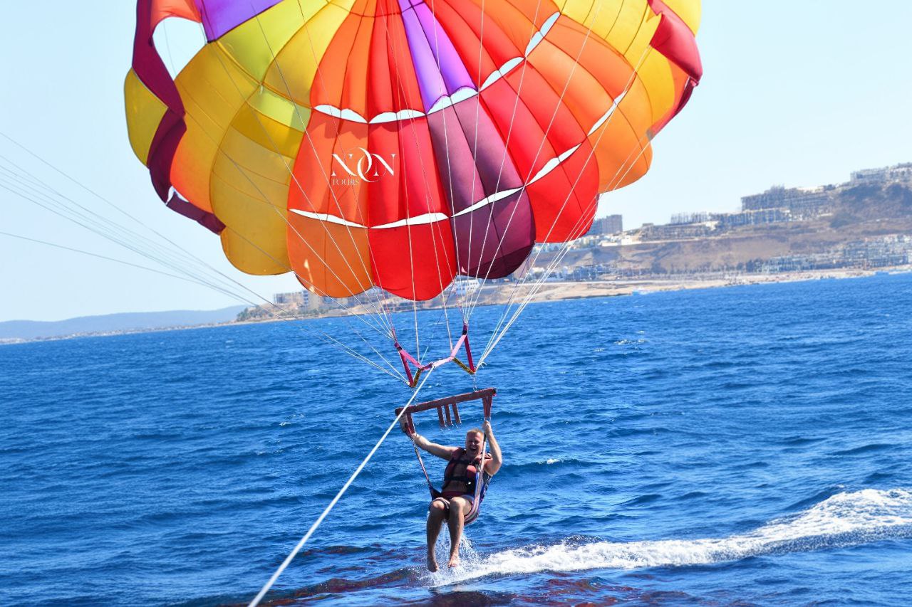5Parasailing in Hurghada